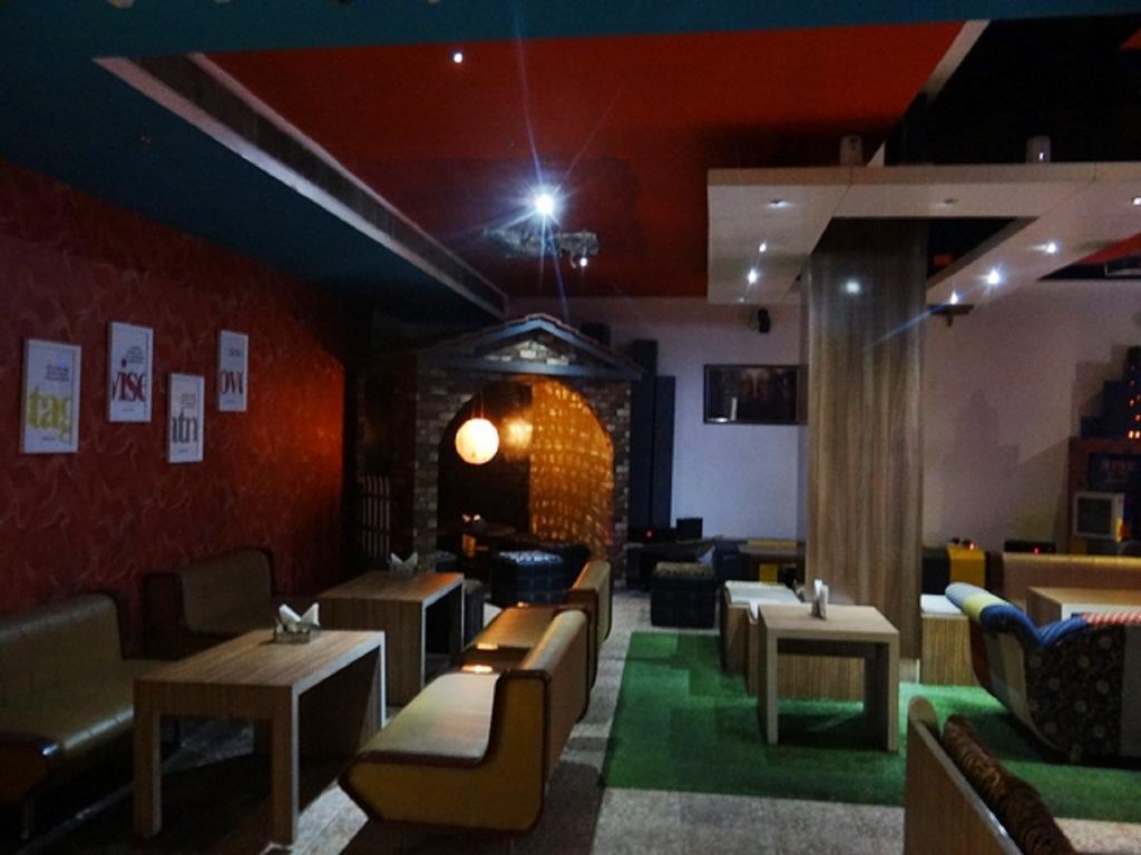 Hotel Rajdhani Regency Gauháti Kültér fotó